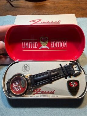 Fossil Men's Red Dial San Francisco 49ers 1994 Limited Edition Leather Watch